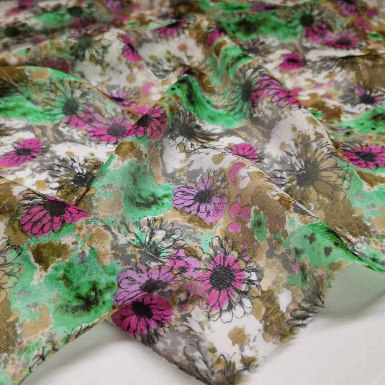 Silk chiffon 100% mulberry silk fabric dress gauze fabric