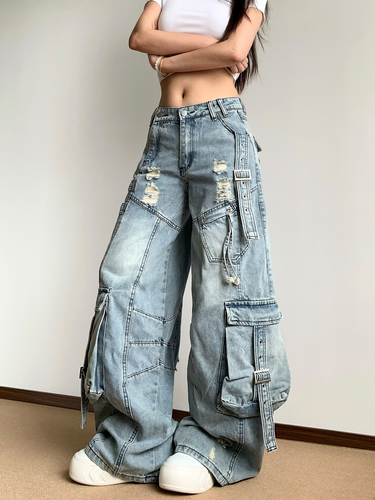 American retro deconstruction, ripped scimitar jeans women's 2025 summer drape, design feel, loose wide-leg pants