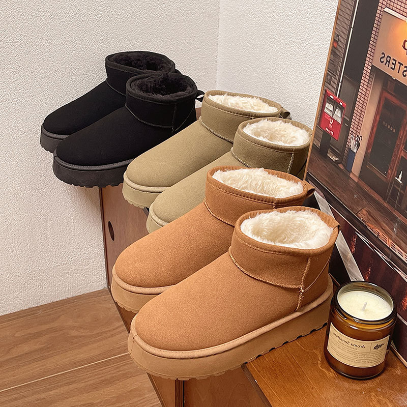 Snow boots women's thick-soled fleece-lined thickened short boots 2024 winter new fashion warm cold-resistant northeast big cotton shoes