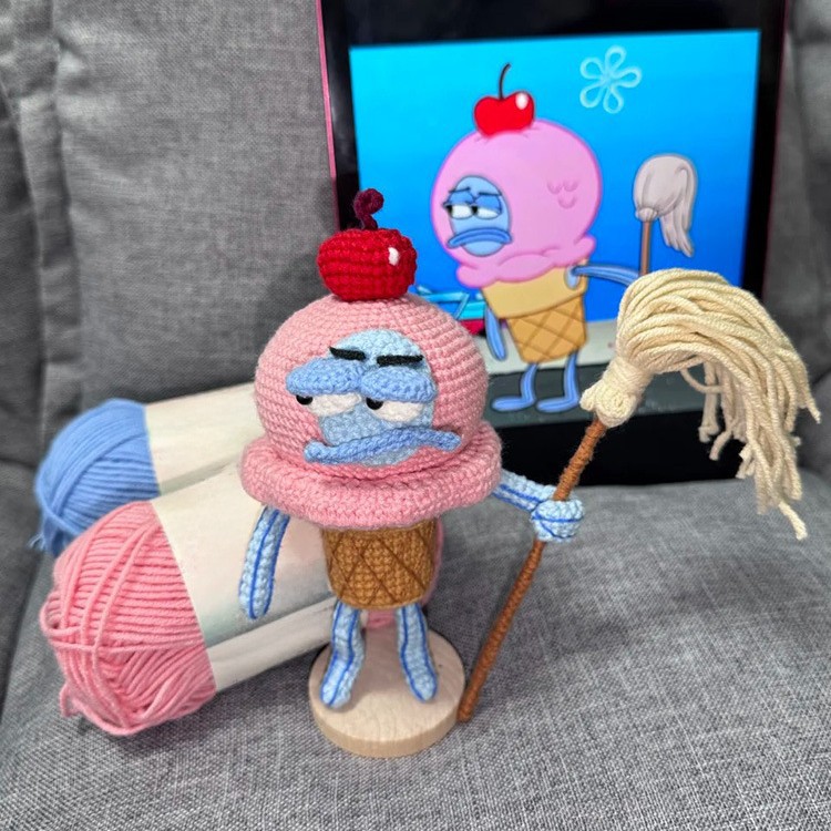 Picture of Yarn crochet Beachburg resident pendant handmade DIY material pack knitting hook doll to pass the time