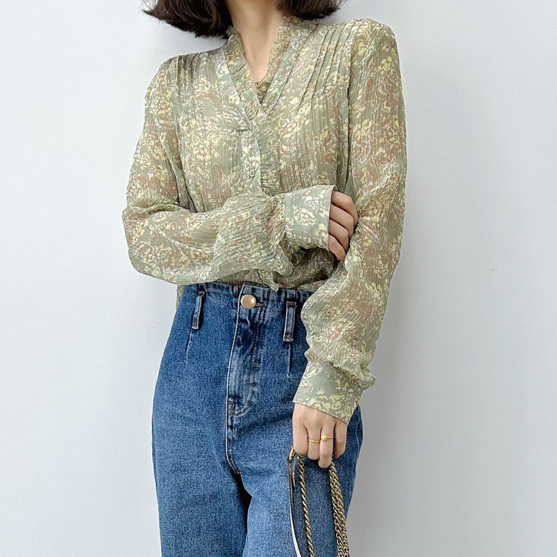 Clearance French Romantic Silk Herrings Shirt with Green Floral Women's V-neck Ruffled Long-sleeved Shirt