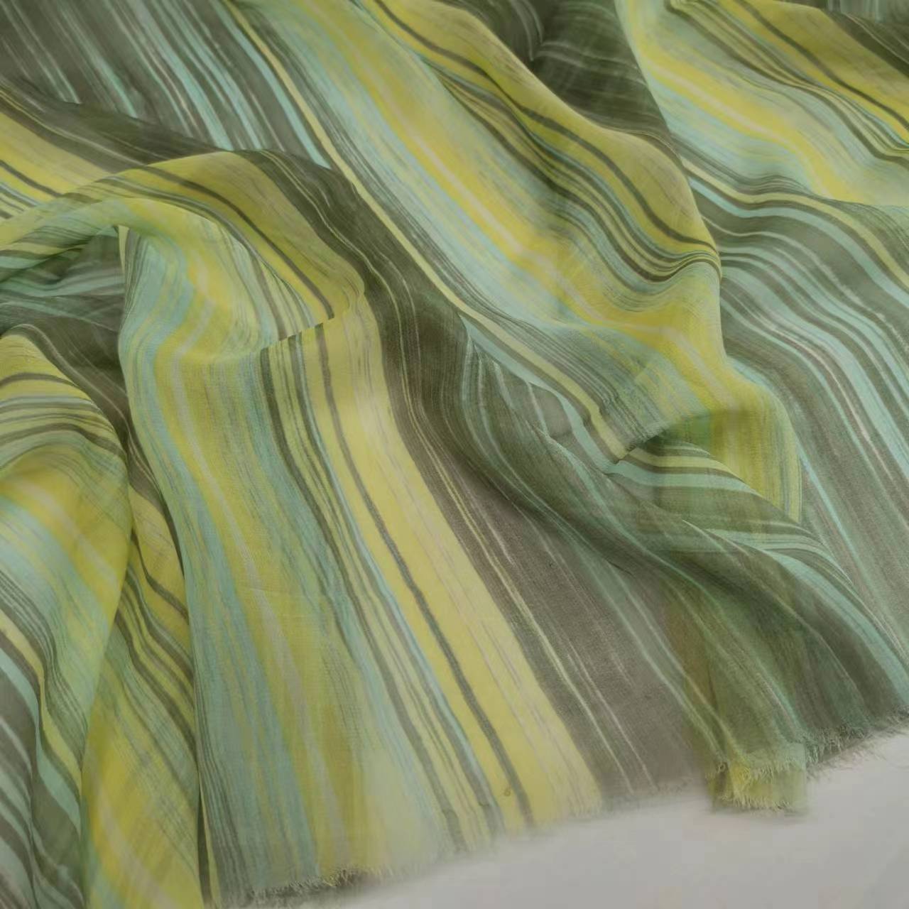 Clearance 100% Silk Georgette Striped Fashion Fabric