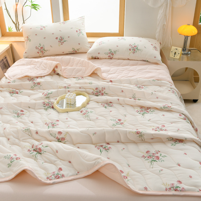 Picture of New Type A Knitted Cotton Summer Quilt Single Double Student Dormitory Summer Air-conditioning Quilt Children's Thin Quilt Washable