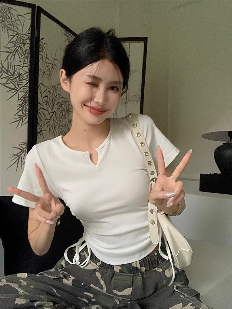 Small V Neck Short Sleeves with Pleated Drawstrings on Both Sides, Curved Hem, Pure Color T-Shirt, Comfortable, Casual, Versatile, Sweet and Fresh Lady