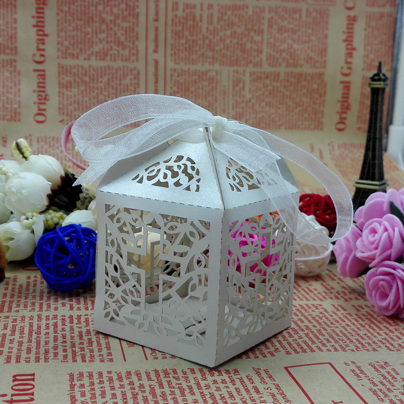 European-style hollow laser candy box creative Candy Box cross hollow carton gift box manufacturers wholesale