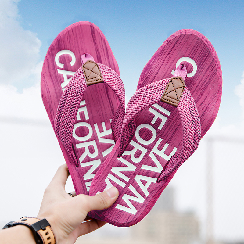 Picture of 2025 Cross-border New Style Neutral Soft Sole Flip Flops Fashion Outer Wear Men's Flip Flops Casual Beach Shoes Women