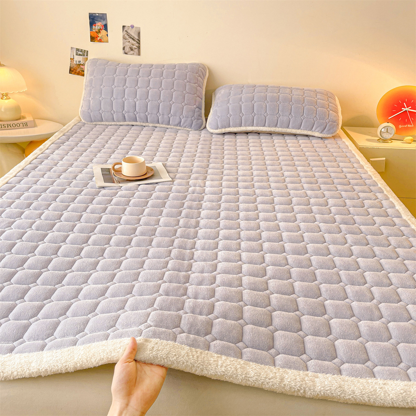 Picture of Class A maternal and child milk velvet mattress autumn and winter foldable washed anti-static home student dormitory bed cushion