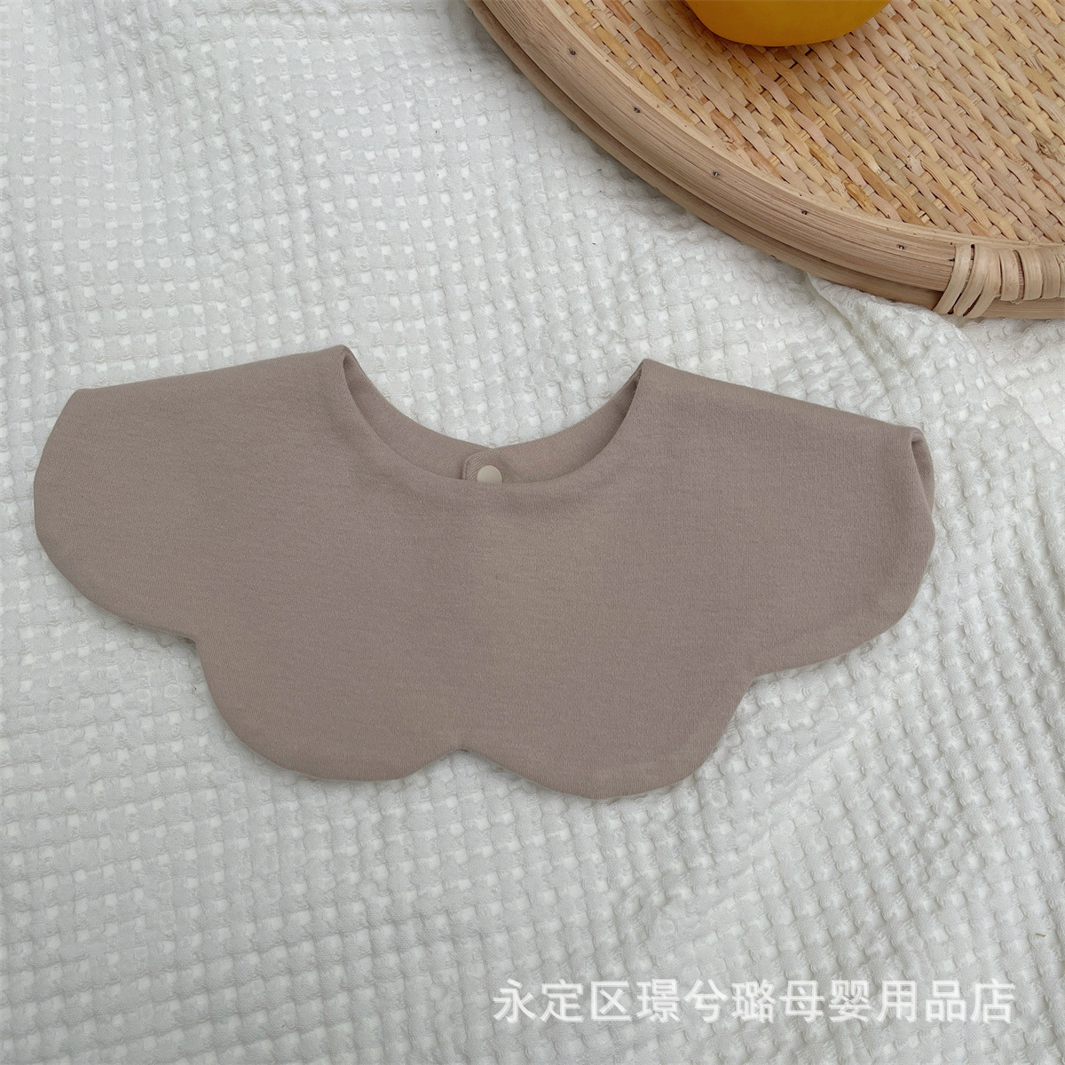 Picture of Korean version of Morandi solid color baby saliva towel cotton petal bib double-sided solid color bib
