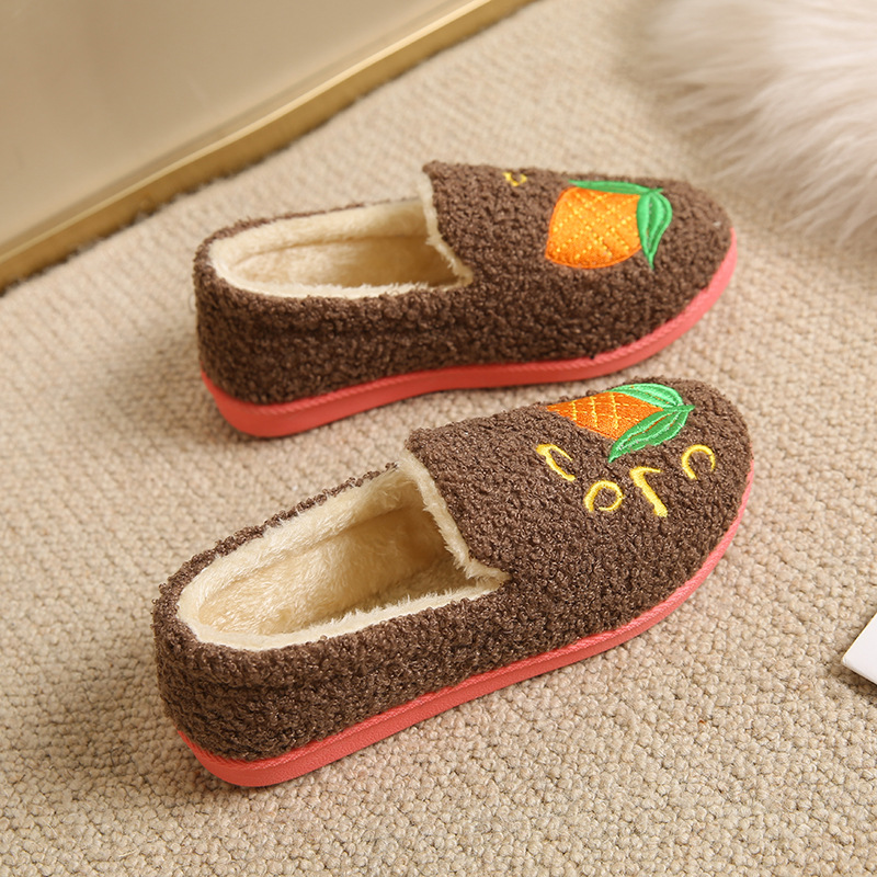 Picture of 2025 Winter New Old Beijing Cloth Shoes Women's Indoor Home Cotton Slippers Slip-on Comfortable Casual Soft Sole Cotton Shoes