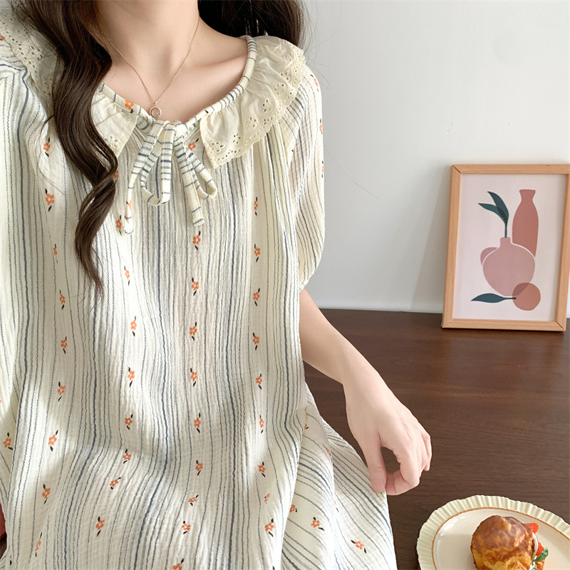 Women's Korean-style Vertical Stripe Floral Nightgown for Summer Sweet Doll Collar Lace Internet Celebrant Mid-length Pajamas
