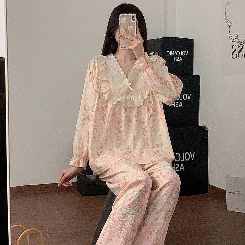 Picture of Korean Style Palace Style Pajamas Women's Spring and Autumn Sweet Lace Long Sleeve Trousers suit New Comfortable Cloud Cotton Home Clothes