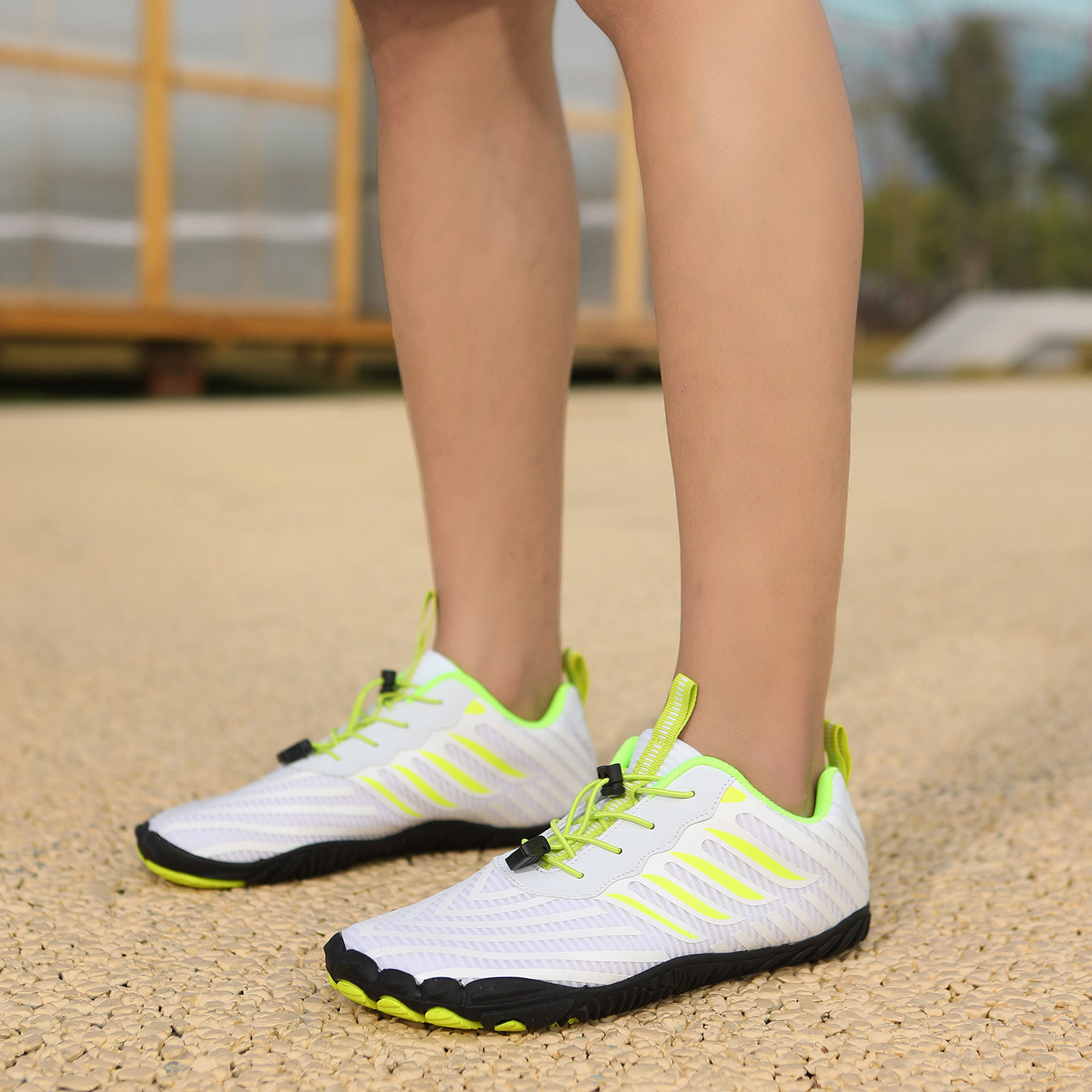 Cross-Border Outdoor Mountaineering Wading Shoes for Men, Hiking and Fitness River Tracing Shoes for Women, Lightweight and Quick-Drying Couple Beach Shoes