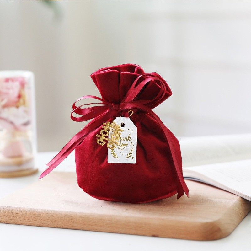 Picture of Wedding Ceremony Satin Wedding Candy Bag Creative European Style Accompanying Ceremony Candy Bag Creative Ins Style Candy Box