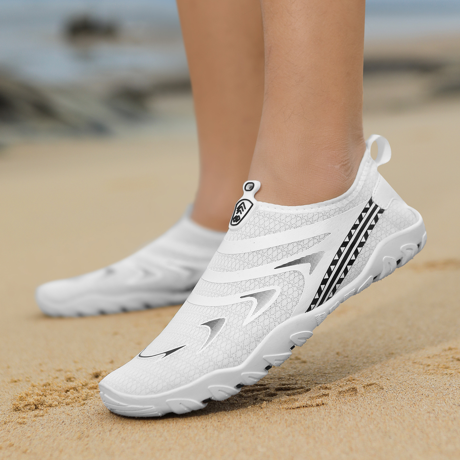 2025 New Cross-Border Wholesale River Tracing Shoes Beach Shoes Wading Swimming Shoes Five-Finger Large Size Slip-On Non-Slip Hiking Shoes