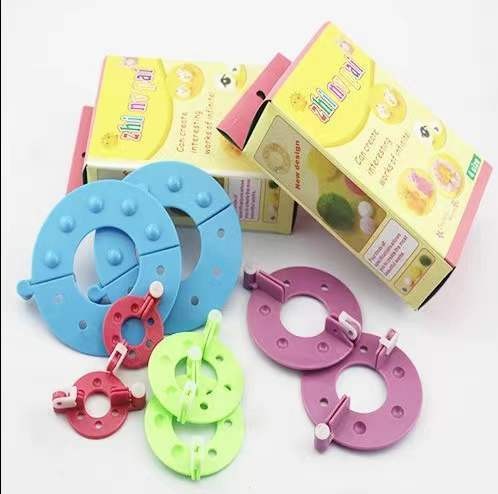 Knitting tool pompon knitting machine/pompon machine/wool ball machine wool ball machine