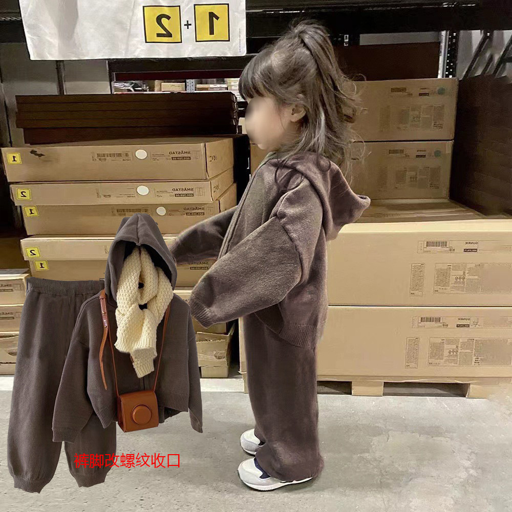 Picture of Korean version of children's clothing autumn and winter foreign style new girls retro temperament fashion solid color knitted sweater wool pants suit fashion
