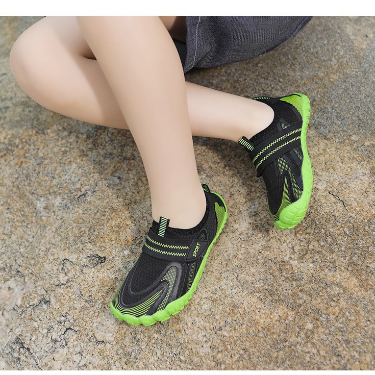 Children's sports fitness rope skipping shoes soft bottom breathable dance yoga shoes outdoor climbing non-slip beach five-finger swimming