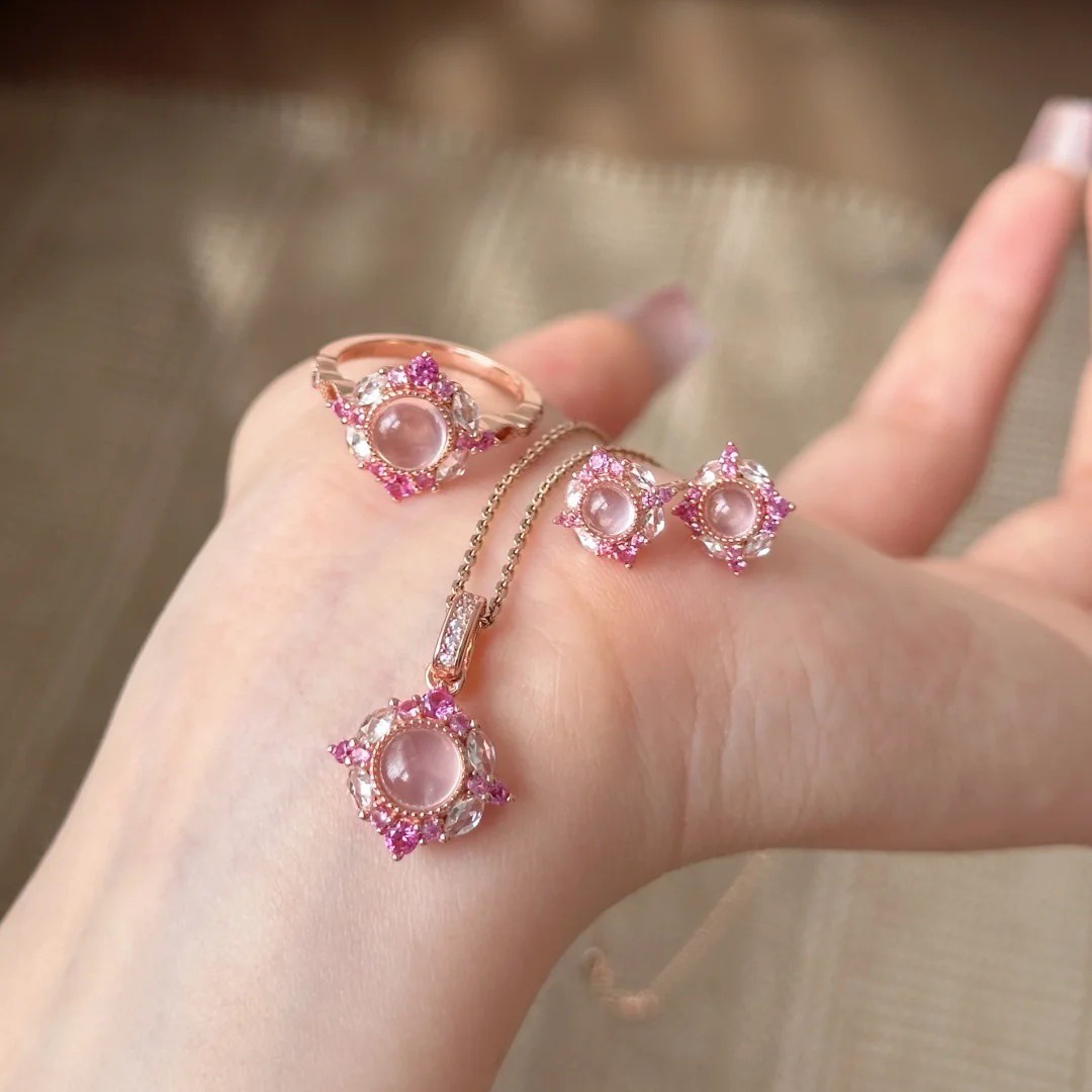 Little Red Book Explosions Retro French Pink Crystal suit vintage Antique Pink Diamond Pendant Necklace Ring Earrings