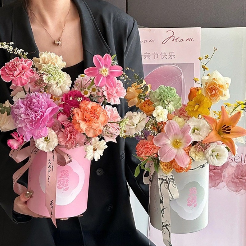 Chinese-Style Single Hug Bucket for Qixi Festival, Flower Arrangement Bucket, Flower Bouquet Bucket, DIY Flower Box, Flower Bucket