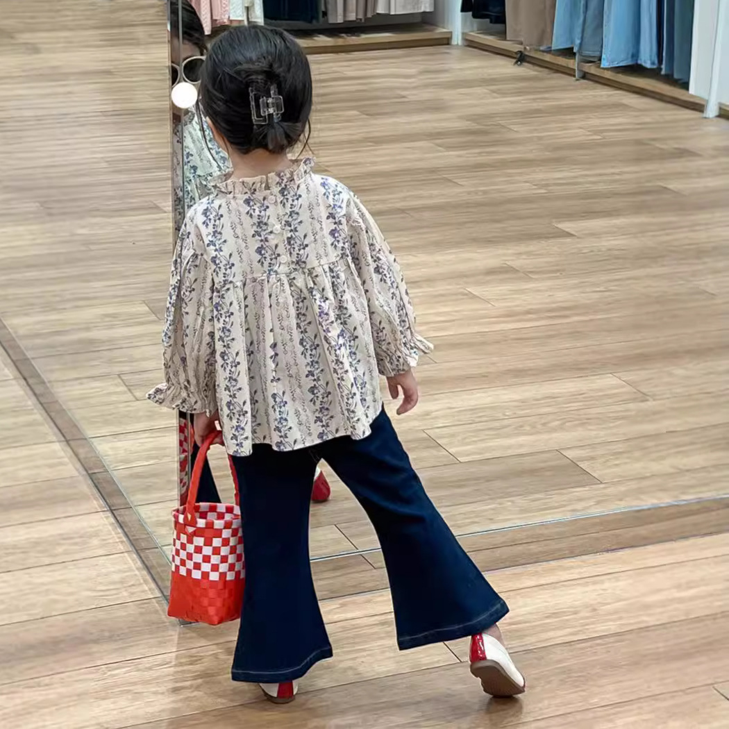 Picture of Girl's Floral Shirt 2024 Autumn Western-style Floral Auriculariar Collar Top Doll Shirt Stretch Denim Flared Pants