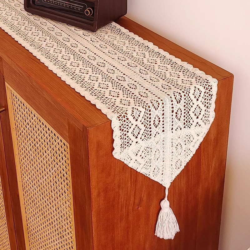 American retro cotton thread table runner lace hollow TV tea table decoration cover towel artistic tassel crochet tablecloth