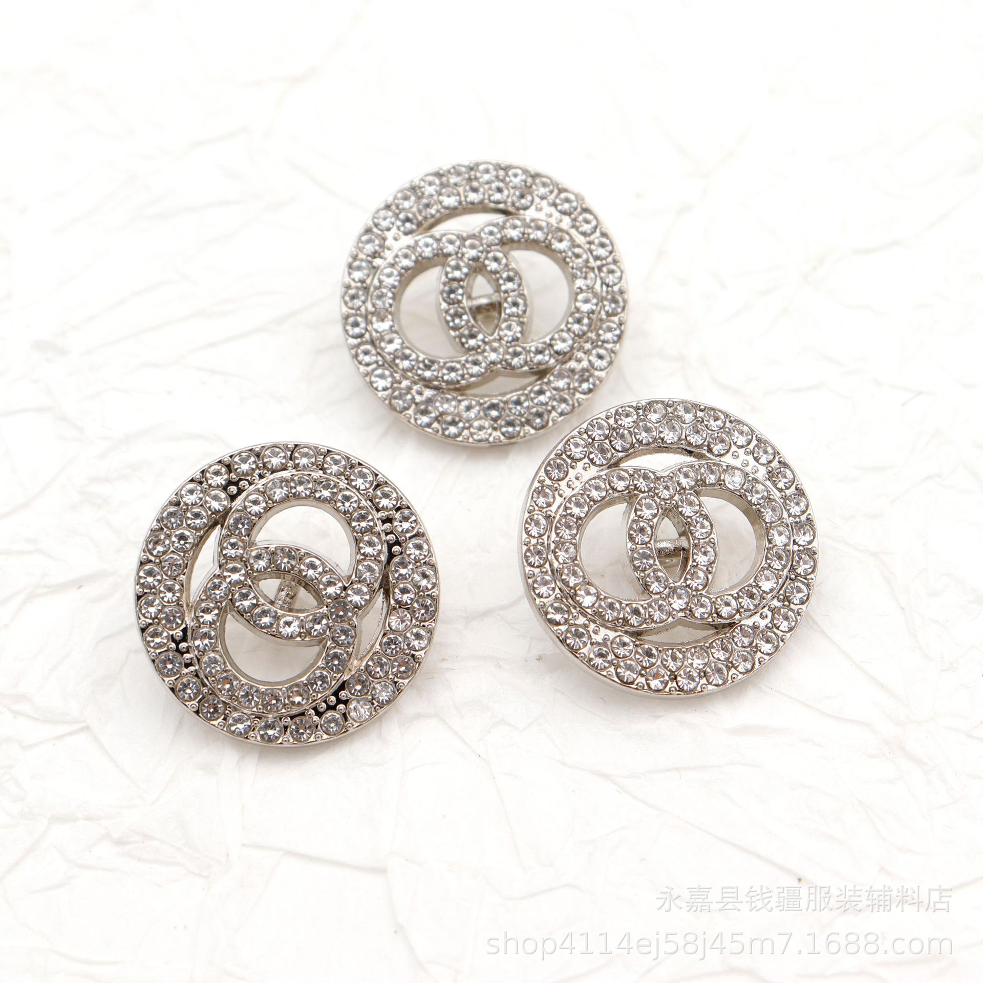 Metal button hollow-out double-ring high-leg hand-stitched button suit dress cardigan Chanel style coat sweater button