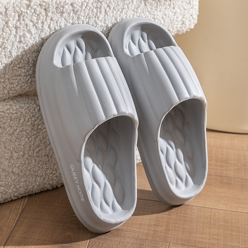 Picture of Clearance EVA slippers home odor and non-slip bathroom bathing and stepping on couple sandals wear outside in summer