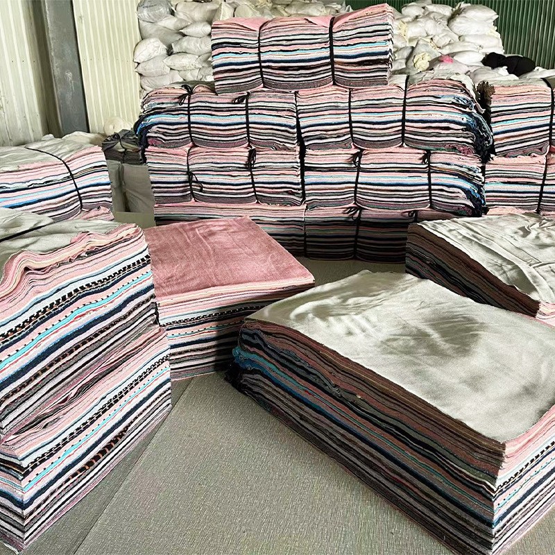 Picture of Mixed Color Machine Wiping Cloth, Pure Cotton, Lint-Free, Industrial Rag, Oil-Absorbing and Water-Absorbing Waste Rag, Manufacturer Supply and Wholesale