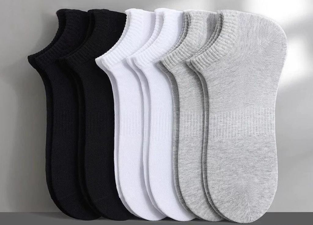 Picture of Socks Men's Summer Thin Cool Breathable Mesh Solid Color Black White Gray Fashionable Deodorant Sports Socks Men's Socks