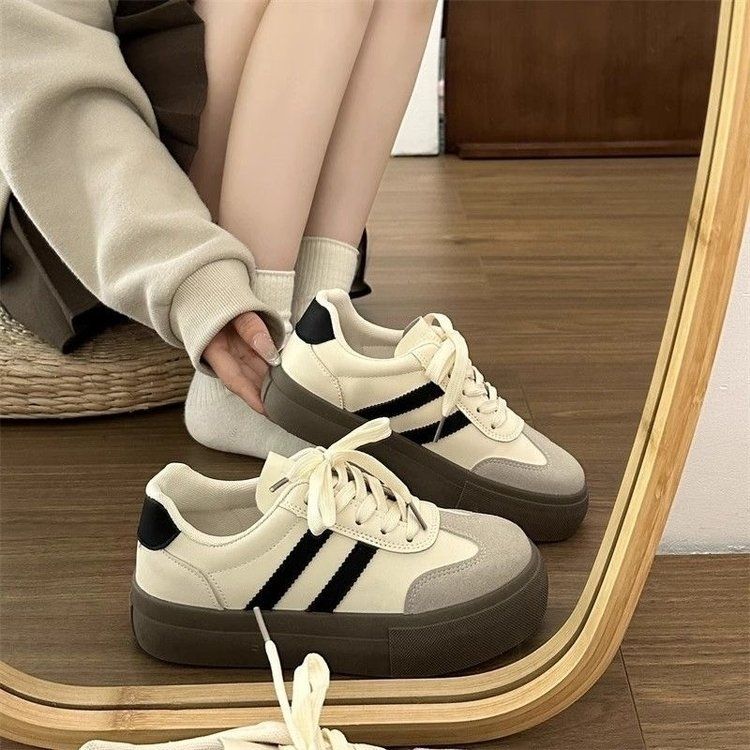 Easiest for Match Moral Training Shoes for Women 2024 New Chinoiserie Thick-soled White Shoes Retro Forrest Gump Shoes Casual Sports Sneakers