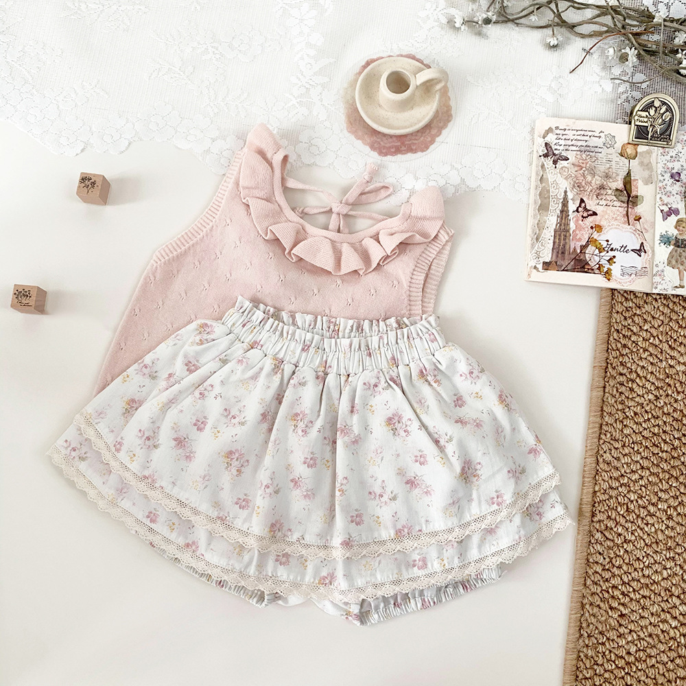 Picture of Cutemily Children's Clothing Summer Baby Knitted Vest Girls Cut Out Cotton Back V Neck Design Thin Vest