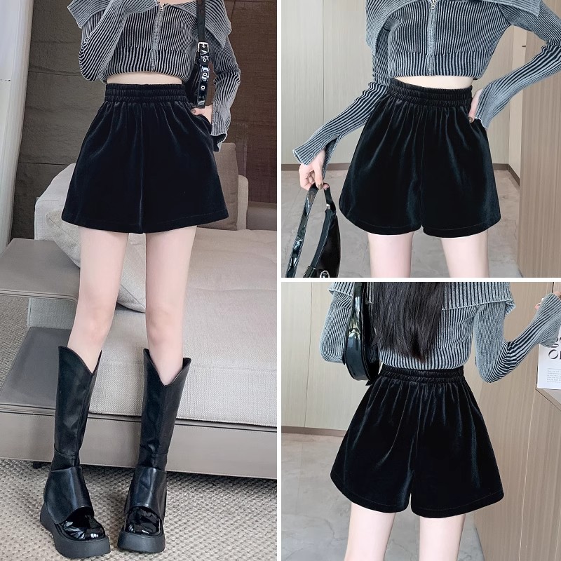 Black Gold Velvet Shorts for Women in Autumn and Winter 2025 New High-Waist Outer Wear Slimming Look Casual A-Line Wide-Leg Shorts