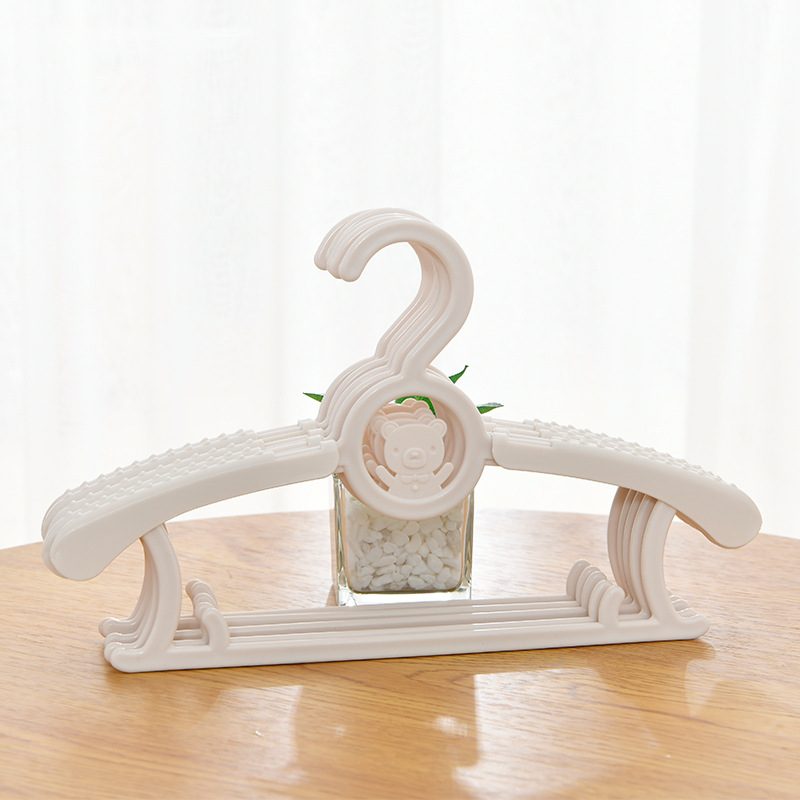 Picture of 2768 Children's Clothes Hanger Children's Baby Newborn Baby Household Retractable Clothes Rack Clothes Hanger