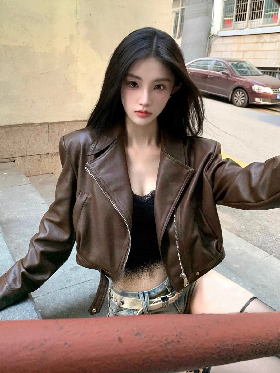 Picture of American hot girl black leather jacket female 2025 autumn small short motorcycle PU leather jacket sweet cool top