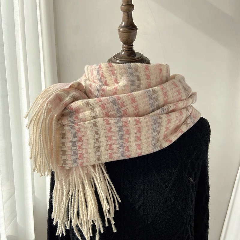 Picture of Maillard new striped scarf women's autumn and winter thickened warm neck snood student versatile solid color scarf manufacturer cross-border