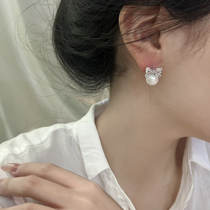 Picture of Bow Earrings with Gold Crystal Bow Earrings 10-11mm Edison Slightly Imperfect Freshwater Pearls