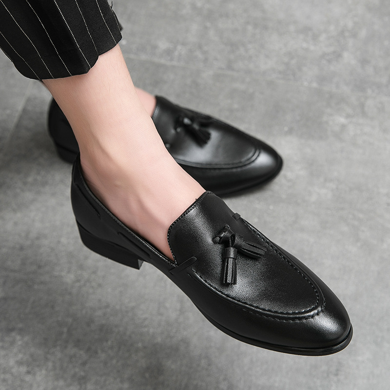 Cross-border plus size loafers new trend retro British tassel one-legged leather shoes men's casual slip-on leather shoes