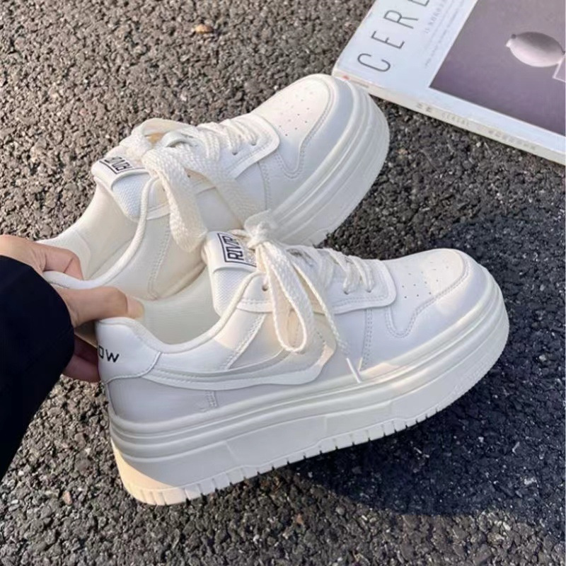 New Thick-Soled White Shoes for Women 2025 Spring Milky Versatile Niche Shoes Ins Trbottomy Casual Comfortable Sneakers