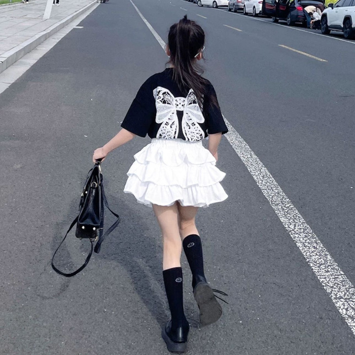 Picture of Girls Summer Suit 2025 New Cake Skirt Fashionable Kidsren's Short-Sleeved T-Shirt Fashionable Pleated Skirt Two-Piece Set