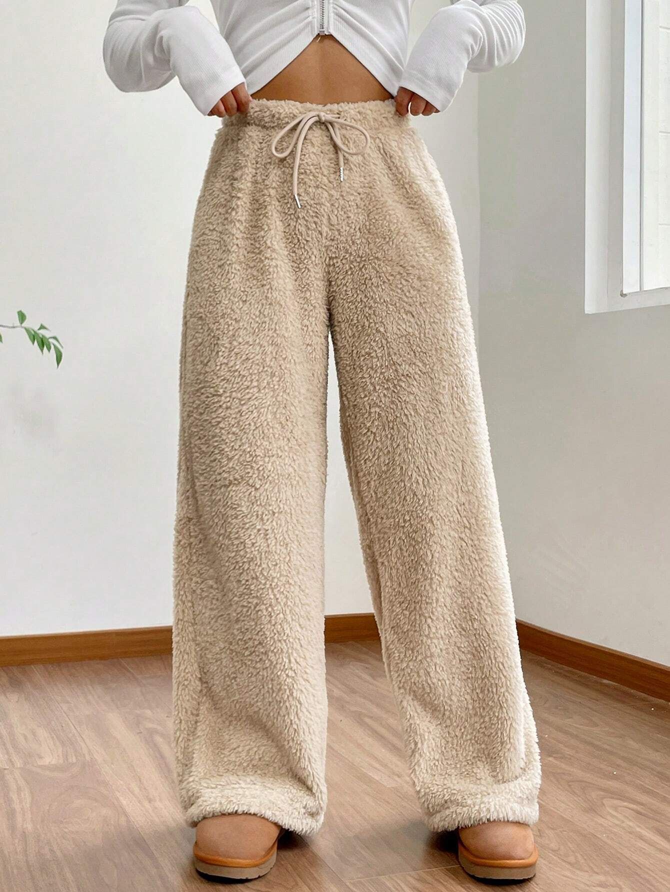 Picture of European and American Foreign Trade Women's Sweater New Autumn and Winter Solid Color Fashion Plush Casual Pants Loose and Relaxed Plush Warm Pants for Women