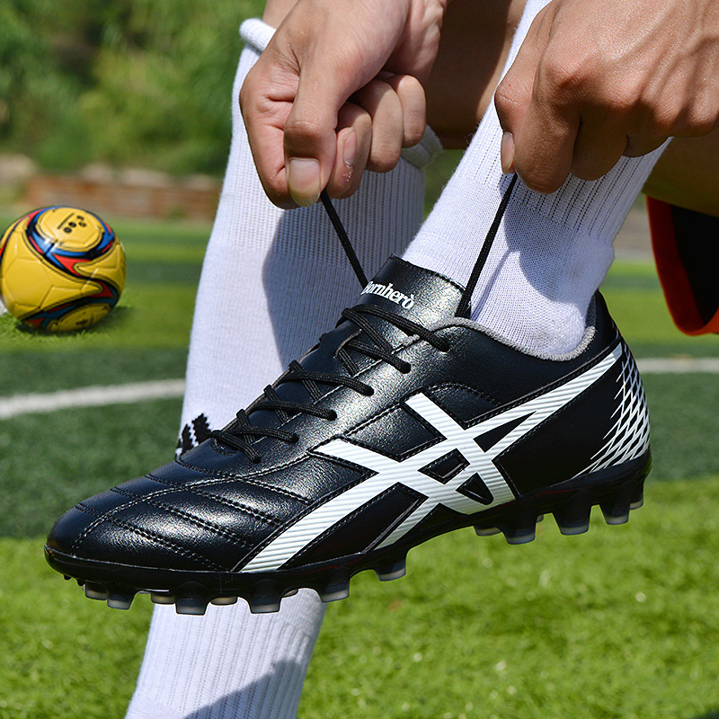 Football Shoes for Men and Women Ronaldo Assassin Cr7 Youth Students Ag Long Spikes Tf Broken Spikes Flats Adult Game Training Shoes