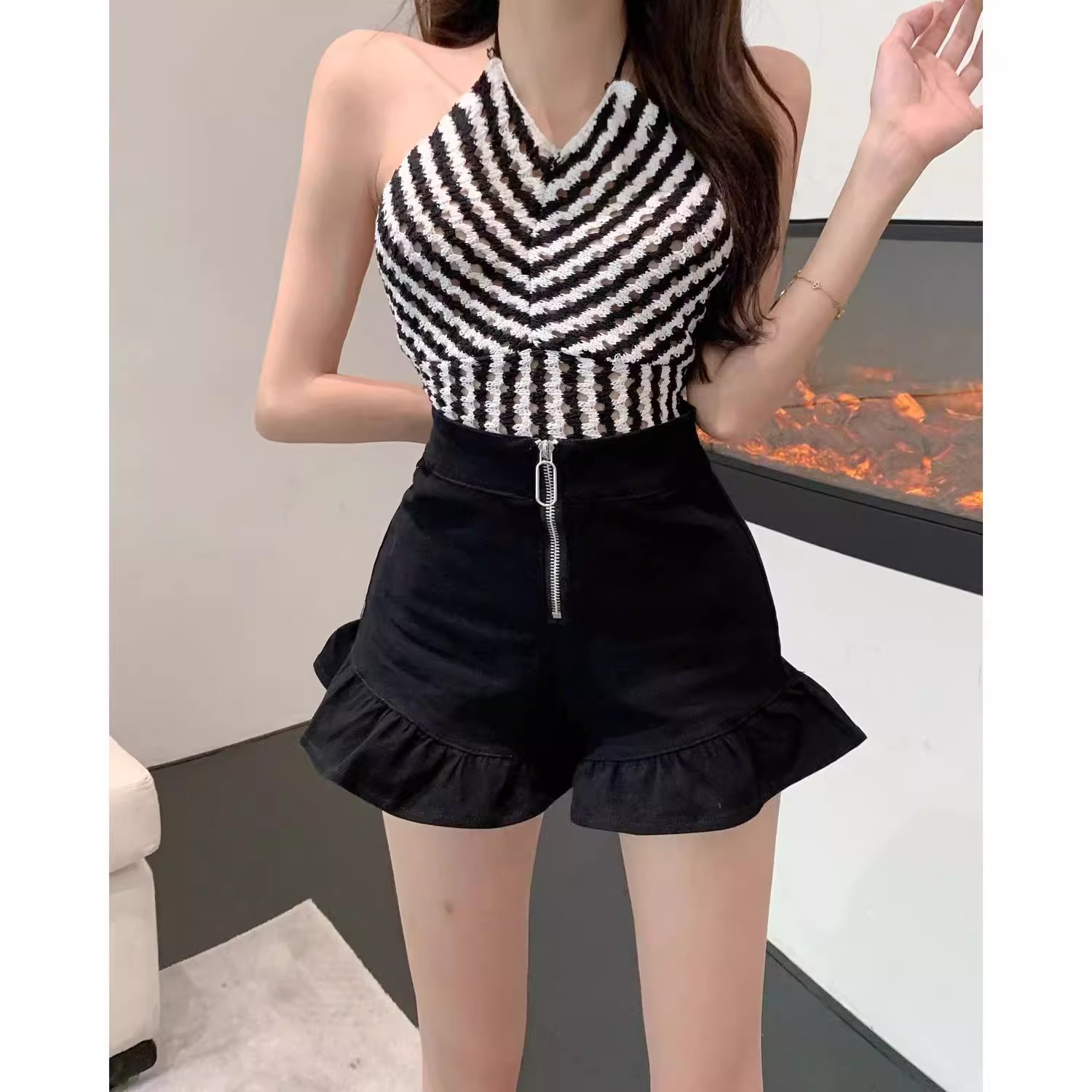 2025 Summer New Spice Girls All-match Hot Pants with Ruffled Women's A- shaped Wide Leg Slim Outer Wearing High Waist Short Pants