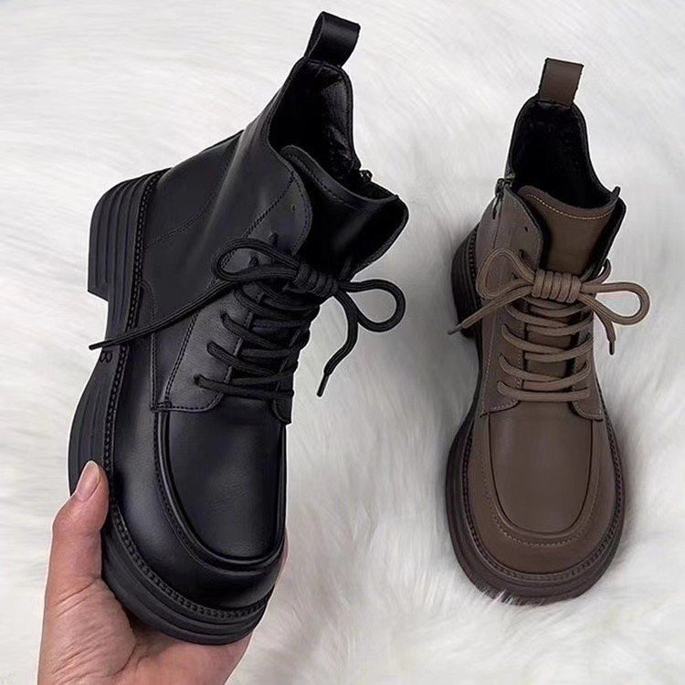 Picture of Winter fleece ins style Martin boots women's 2025 new autumn shorts, British style soft leather skinny boots, Internet celebrity boots