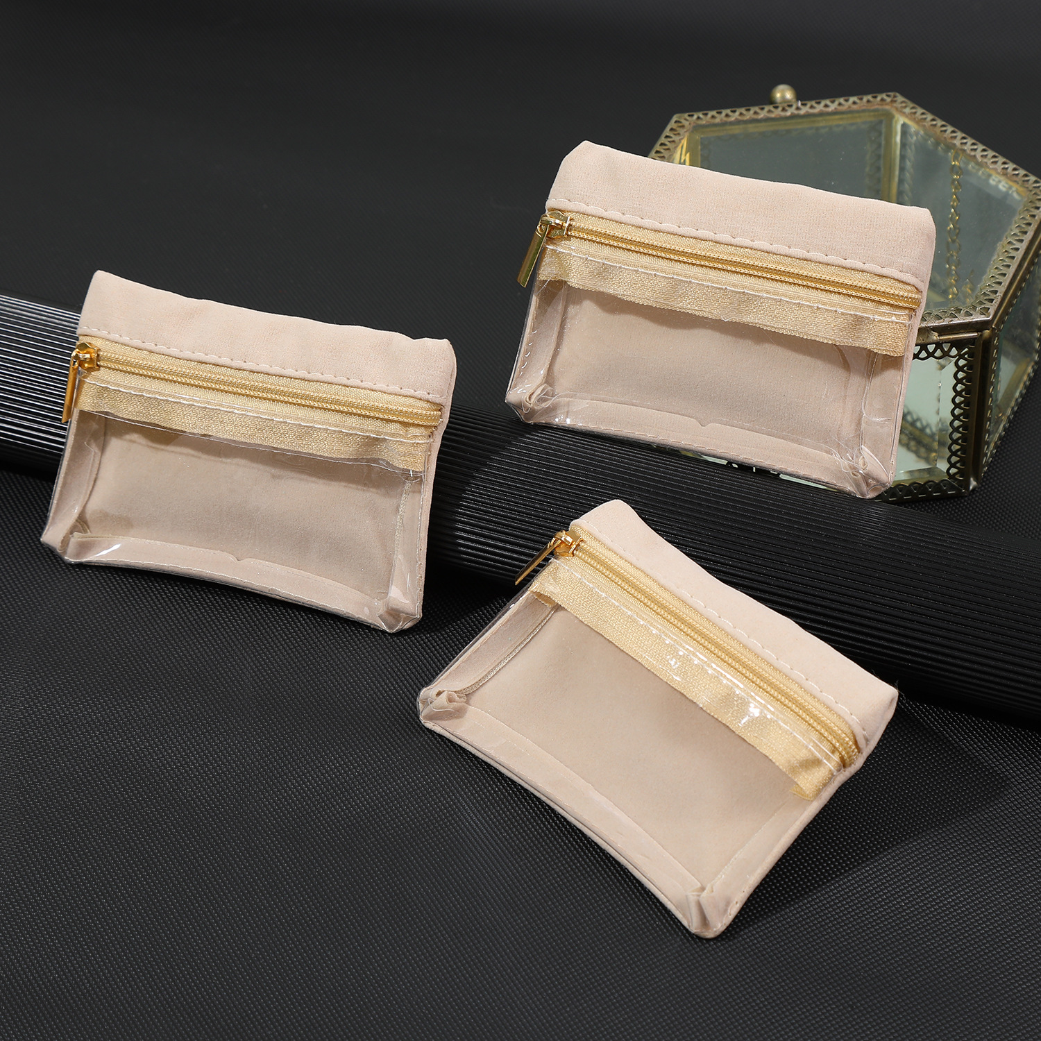 Portable Jewelry Storage Bag High-grade Flannel Jewelry Storage Earrings Ring Bracelet Storage Bag Jewelry Storage Box