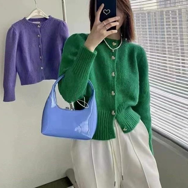 Picture of Sweater Coat Women's Autumn New Korean Style Gentle Long Sleeve Love Buckle Short Loose Knitted Cardigan Top Trendy