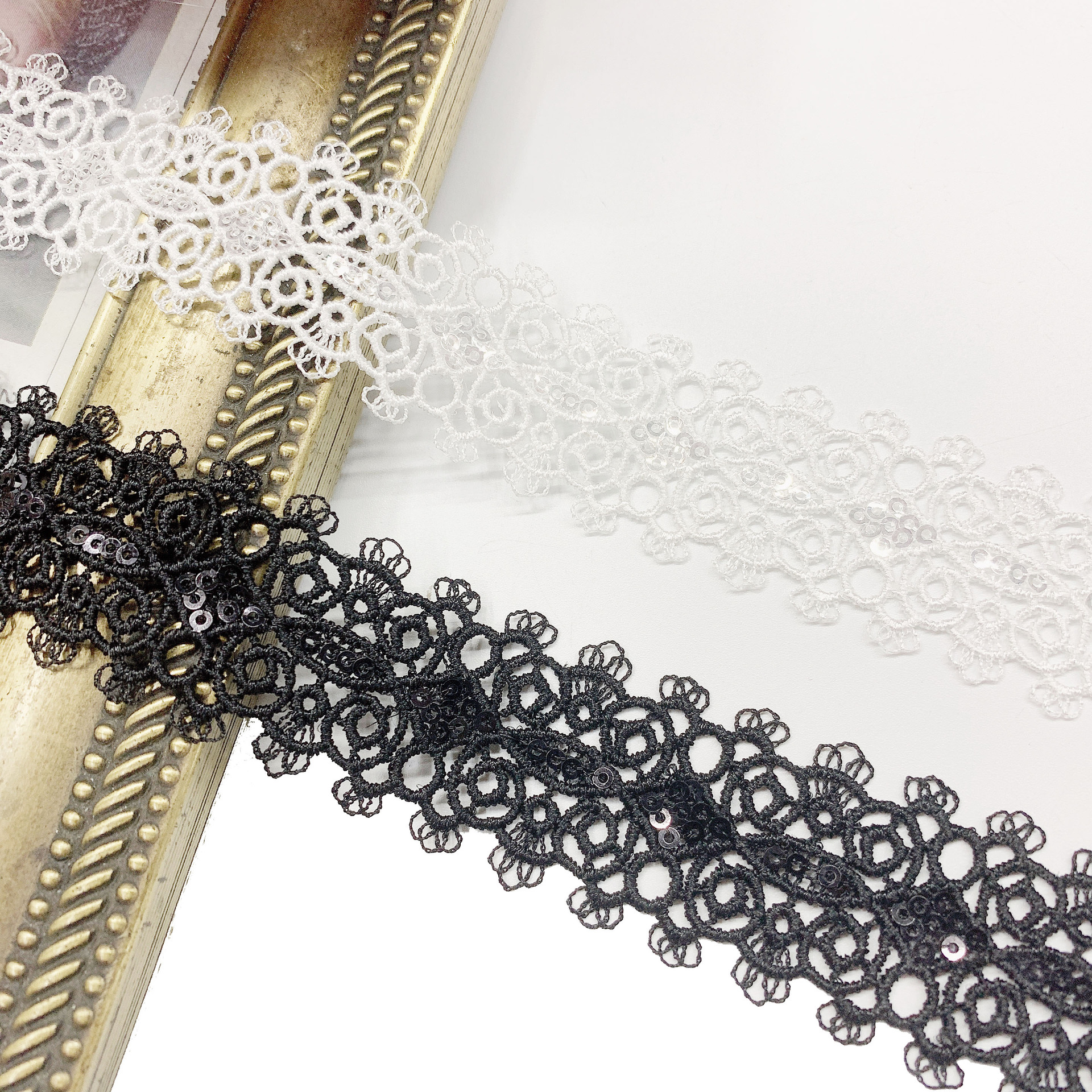 Polyester barcode home soft ornaments clothing in stock wholesale embroidered lace clothing accessories water soluble beads lace