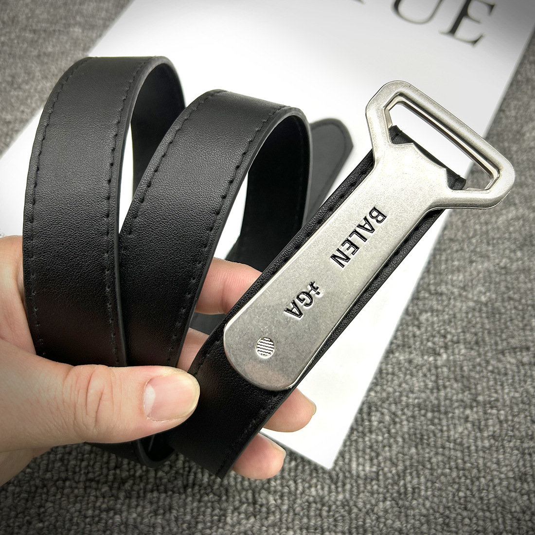 B Paris Style Internet Celebrity Bottle Opener Belt Steel Printed Casual Fashion All-match ins Belt with Simple Letters