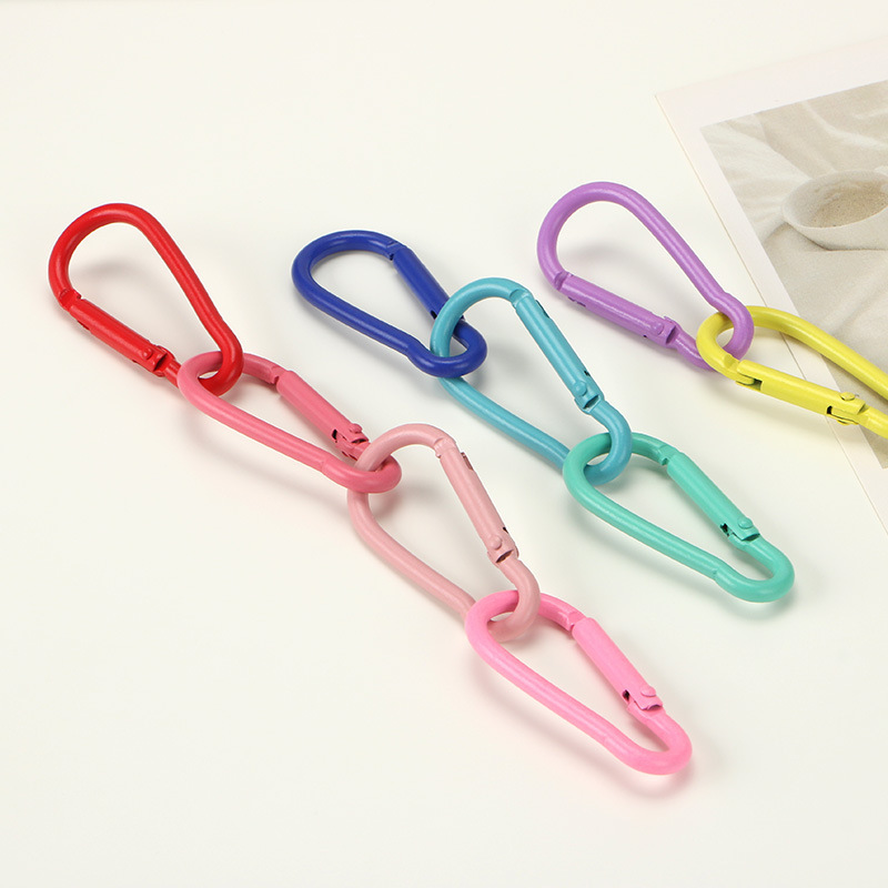 Picture of Factory wholesale color paint gourd-shaped carabiner aluminum alloy jewelry accessories water bottle key creative quick-hanging buckle