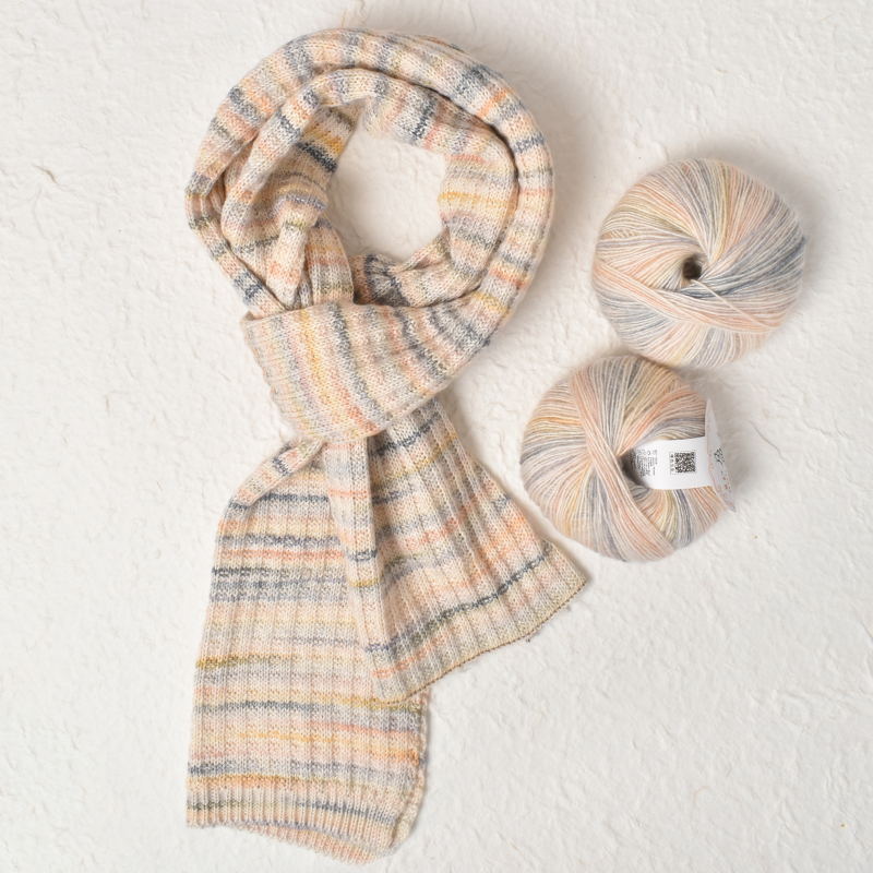 Picture of Zhongchuang textile segment dyed soft skin spray cotton thread 50g hand-woven diy suspender skirt sweater fine wool group wholesale