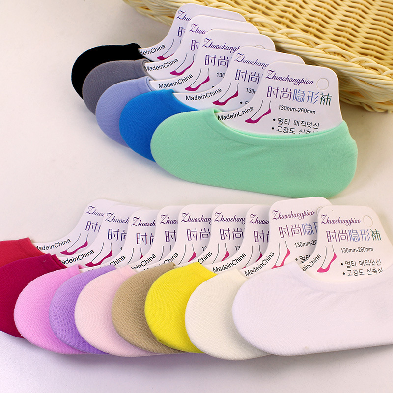 Summer Candy Color Magic Socks Wholesale Women's Invisible Velvet Breathable Casual Boat Socks Silicone Stockings